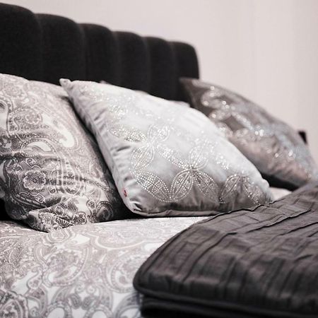 Cracow Jacuzzi Apartments - Silver Room クラクフ エクステリア 写真
