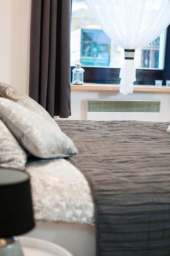 Cracow Jacuzzi Apartments - Silver Room クラクフ エクステリア 写真