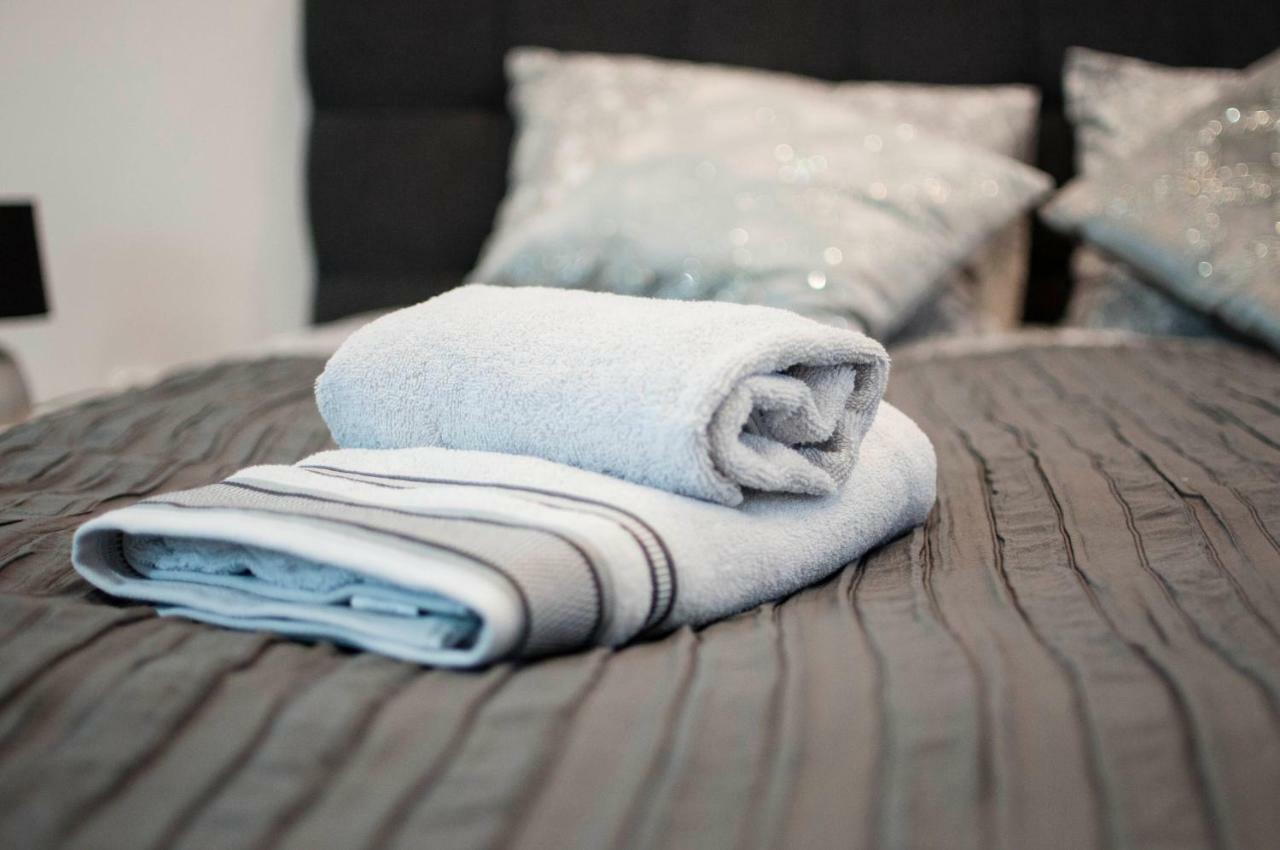 Cracow Jacuzzi Apartments - Silver Room クラクフ エクステリア 写真
